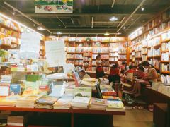 -博览书店(越秀悦汇天地店)