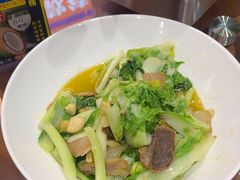 -黄泥岗·地道湖北菜(奥特莱斯店)