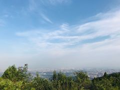 -鬼笑石后山停车场