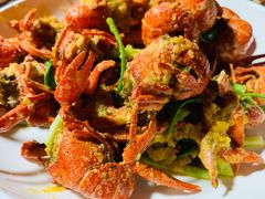 -虾弄弄海派小龙虾·牛羊蝎子火锅