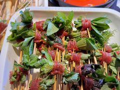 -签多多串串香火锅