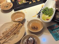 -老牌坊云南鱼豆花火锅(哈西万达店)