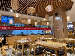 大堂-秦䩊会·陕西biangbiang面(畹町路店)