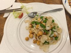 百合炒夏威夷果-富豪酒家(正大广场店)