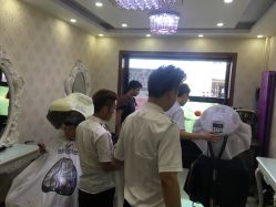 -丝丝不凡美发连锁机构