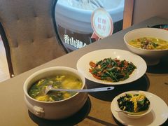 -香山湖渔家大院