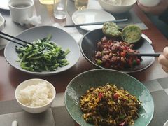 -东方豪景花园酒店·怡景旋转餐厅