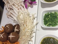 -八珍玉食鸡煲·打边炉(印象城店)