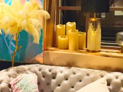 -Darling Queen·Mini·Live·House