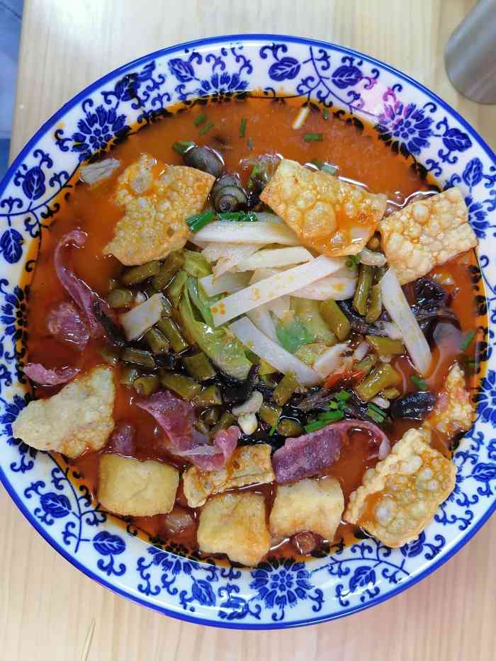 螺蛳粉是近三个月最爱的美食啦,之前觉得很臭,现在喜欢的不得了啊