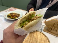青椒肉夹馍-陇上秦轩西安biangbiang面(滨江开元广场店)