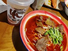 -楚东君•襄阳牛肉面牛杂煲(陆家嘴正大店)