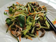 -品香菜馆(旗峰路中侨大厦店)