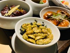 -穹六人间 people 6(岳阳路店)