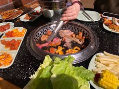 -釜御山海鲜烤肉火锅自助(新城市中心店)
