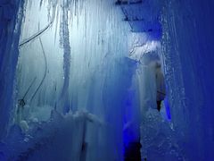 -大平台龙居瀑布旅游区