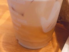 澳白-汉堡王(EAC欧美中心店)