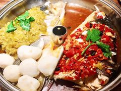 双色鸳鸯鱼头王-望湘园·洞庭渔宴(浦江欢乐颂店)