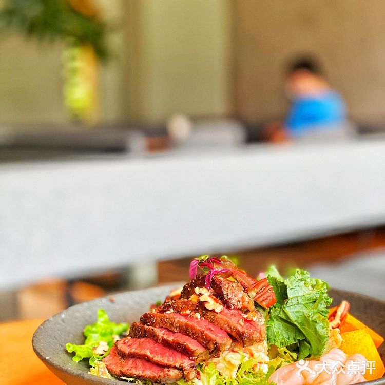 曾叫兽探店|隐藏在悠方二楼的大型Bistro