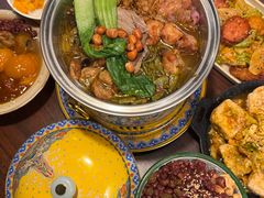 -八月美食小馆(银泰城总店)
