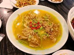 酸汤肥牛-情妹耙泥鳅·江湖川菜(科华店)