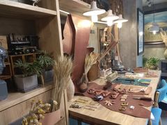 -HIGH FIVE哈福手工汉堡(桂林路店)