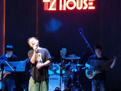 -TZ House音乐现场(来福士中心店)