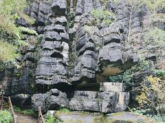 -梭布垭石林景区