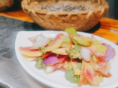 -黑土风情铁锅炖(兴业路店)