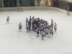 -陈露国际冰上中心(天津嘉里汇店)