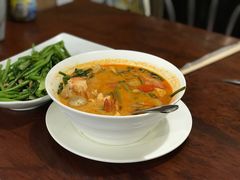 -Dang restaurant (patong phuket)