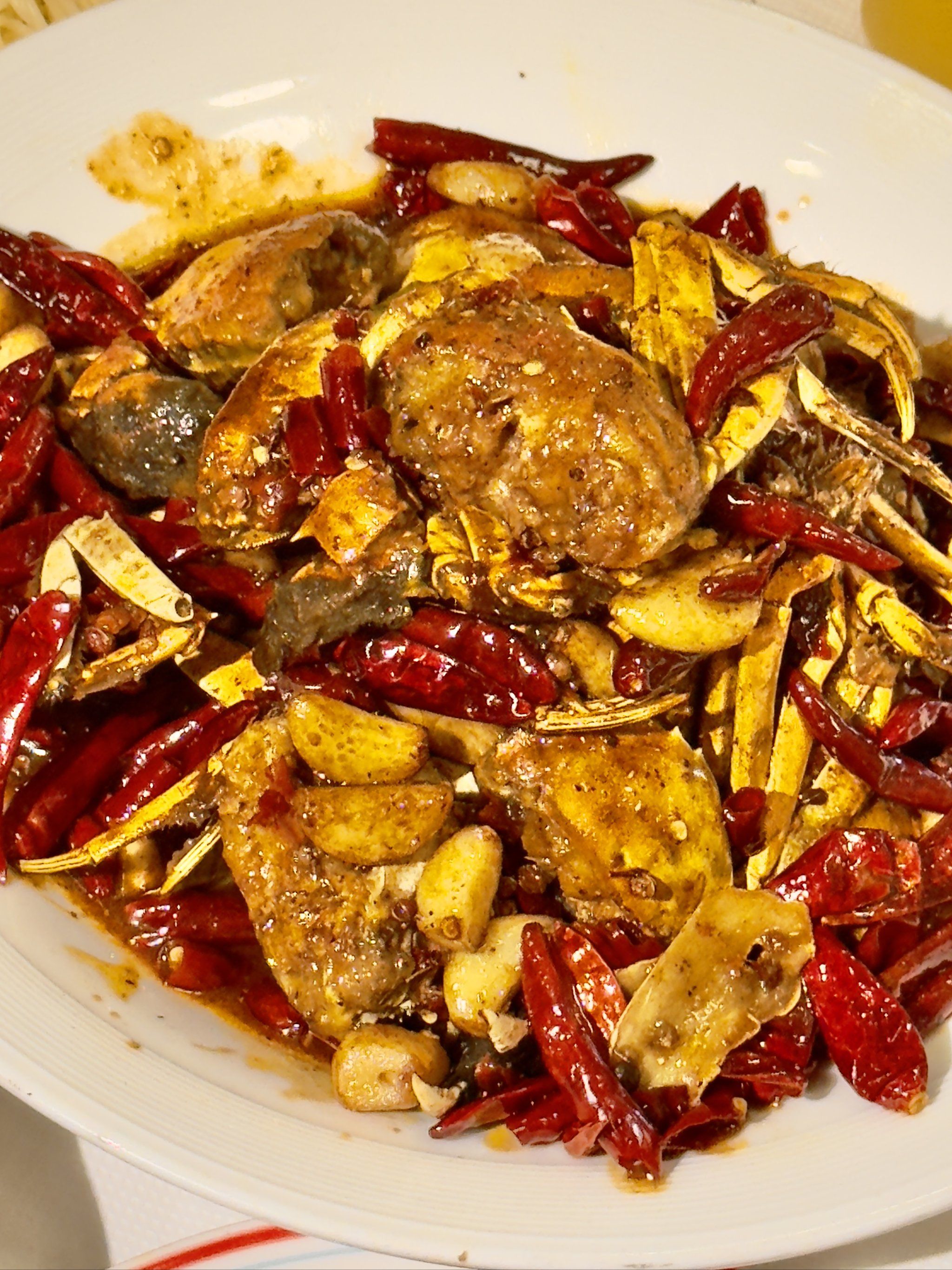 秋季正好是吃蟹的好时节🍁,尤其是现在,河螃蟹特别的肥美,经过大厨