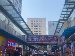 -万达广场(南昌红谷滩店)