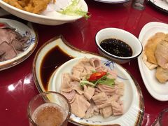 -侬佳蒸菜馆(听潮店)