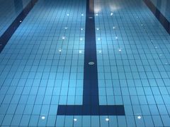 -跃动游泳健身俱乐部(新华传媒店)