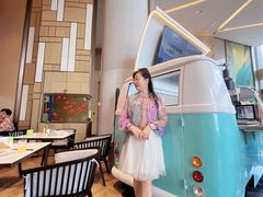 -上海南京路步行街假日酒店