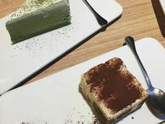 -必胜客(阿罗海店)