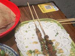 -乡土黄·鲜牛肉火锅·小龙虾(兴业街店)
