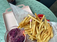 -喵屿·大理花园猫咖