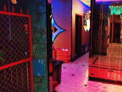 -路边边.炒菜烧烤.音乐餐厅(良乡长虹店)