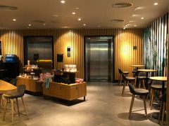 -星巴克(夏日百货店)