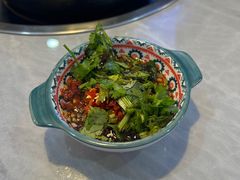 -光头药膳鸡(莱茵小镇店)