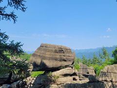 -梭布垭石林景区