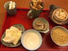 -九十九顶毡房(阜石路店)