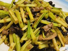 芹菜炒牛肉-域乐楼清真饭庄(华北路店)