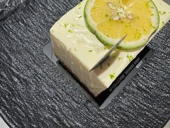 -W COLLECTIVE  DESSERT SHOP