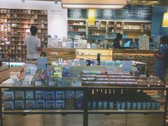 -猫的天空之城概念书店(印象城购物中心店)
