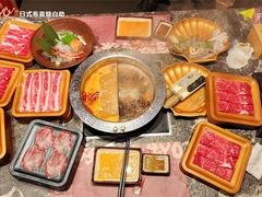 -牛YO寿喜烧·铁板烧和牛火锅自助(市府恒隆店)