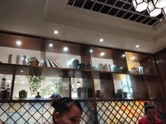 -老长沙湘菜馆(凤凰路店)