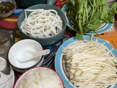 -弘烨 贵州酸汤 鱼火锅(东财店)